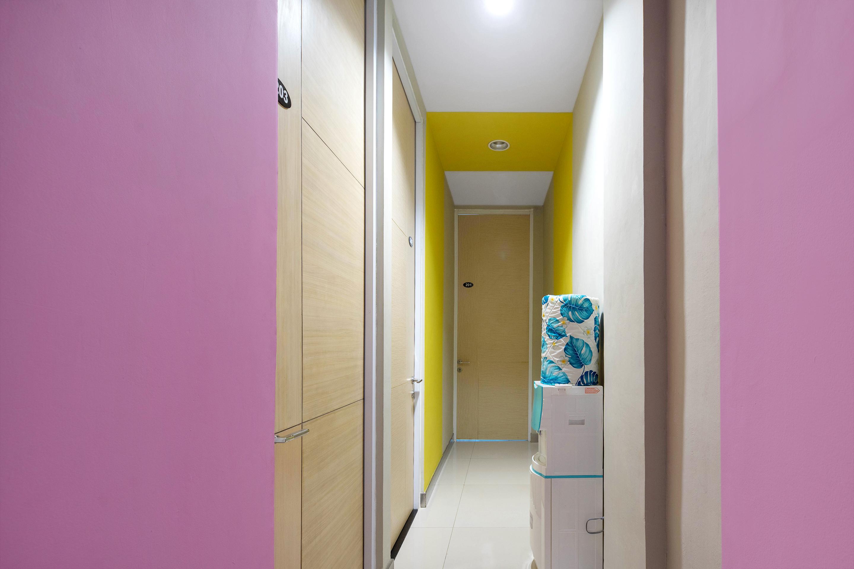 Super Oyo Capital O 1121 Orienchi 2 Hotel Jakarta Exterior photo